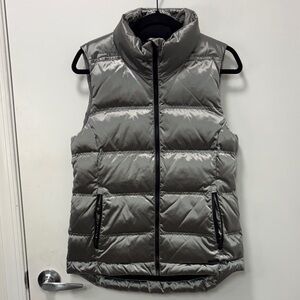 ATHLETA SILVER PUFFER VEST!!!!